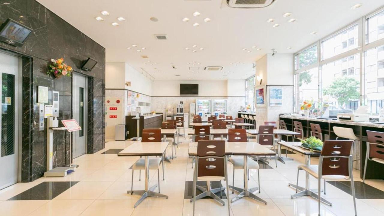 Toyoko Inn Yonago Ekimae Exteriör bild